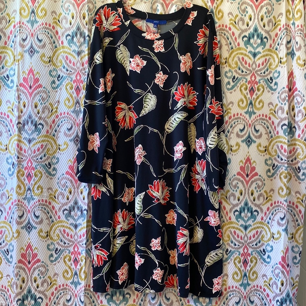 Dress with pockets